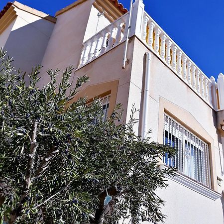 Fabulous Detached Large Villa 5 Bedrooms 3 Bathrooms Backing Onto Villamartin Golf Course Buitenkant foto