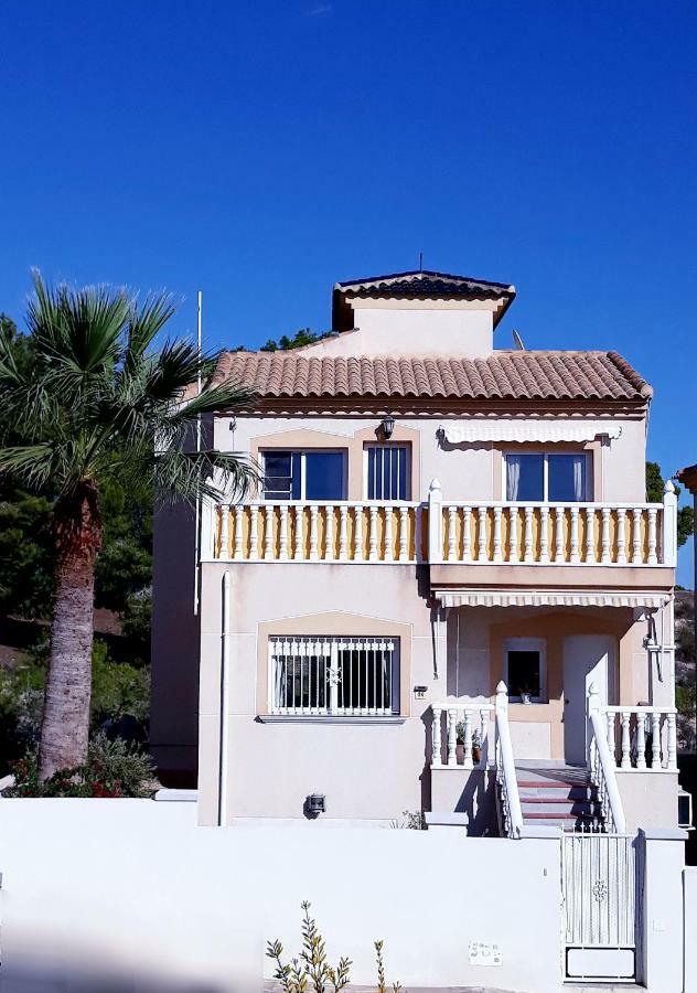 Fabulous Detached Large Villa 5 Bedrooms 3 Bathrooms Backing Onto Villamartin Golf Course Buitenkant foto